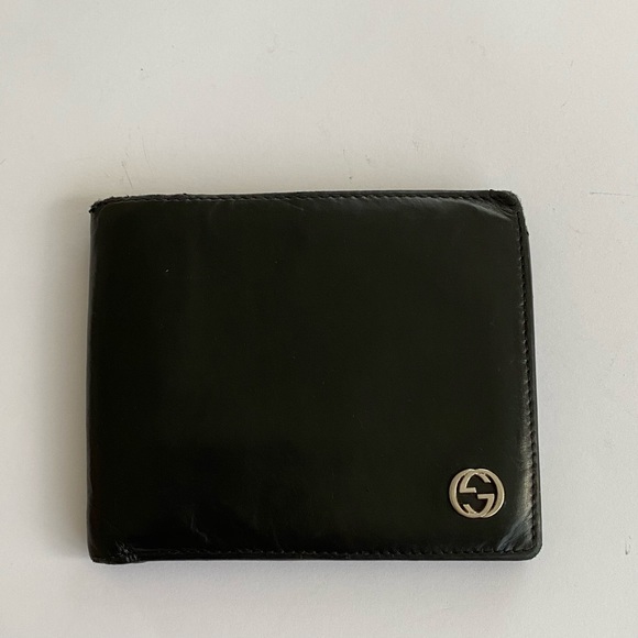 Gucci Made in Italy Black Leather Silver Interlock G Logo Bi-fold Men's Wallet - Picture 1 of 13